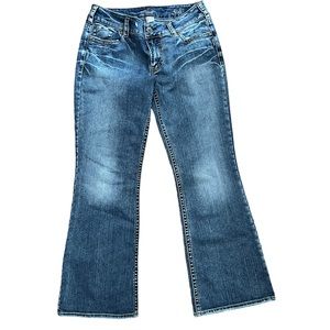 Silver Suki Medium Wash Boot Cut Jeans 31